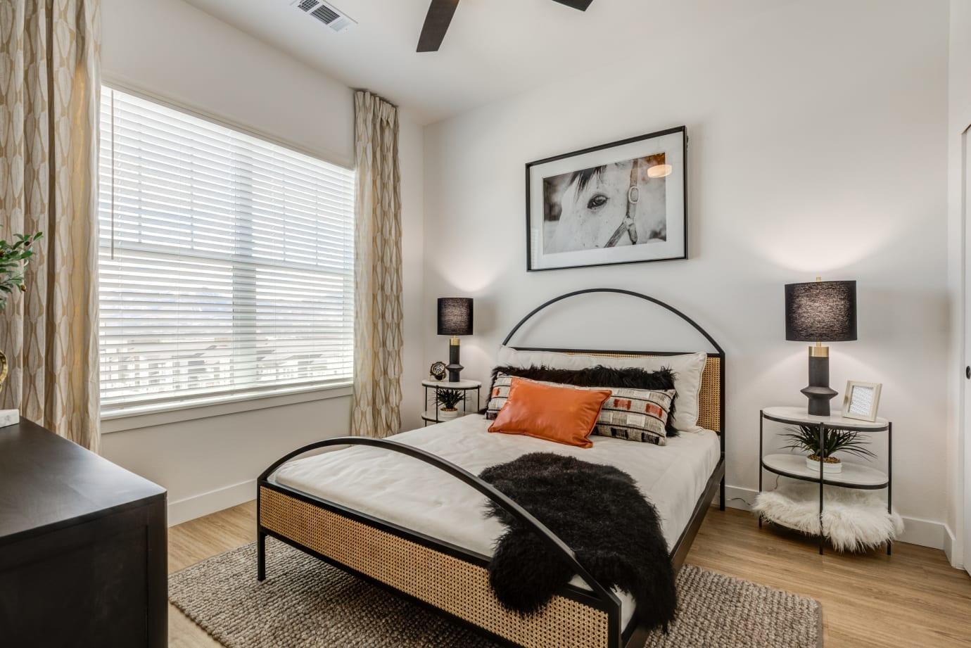 https://cdn.rentalbeast.com/listings/10038588_1723017141865.jpg.rbm