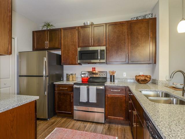 https://cdn.rentalbeast.com/listings/10145920_1724834986806.jpg.rbm
