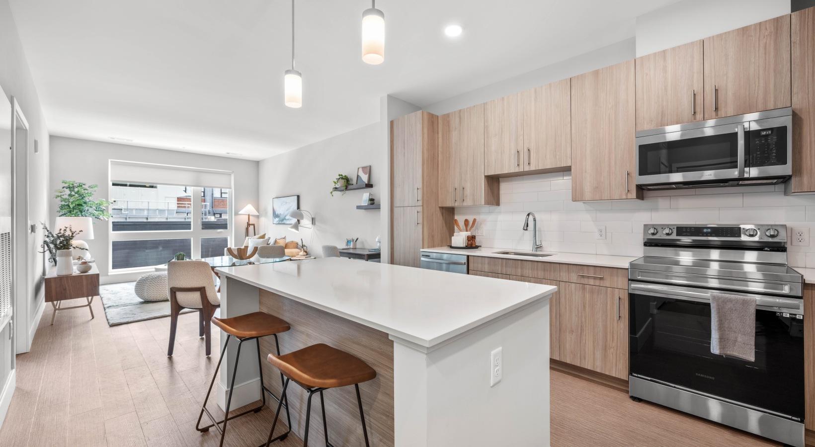 https://cdn.rentalbeast.com/listings/10151929_1724927079691.jpg.rbm