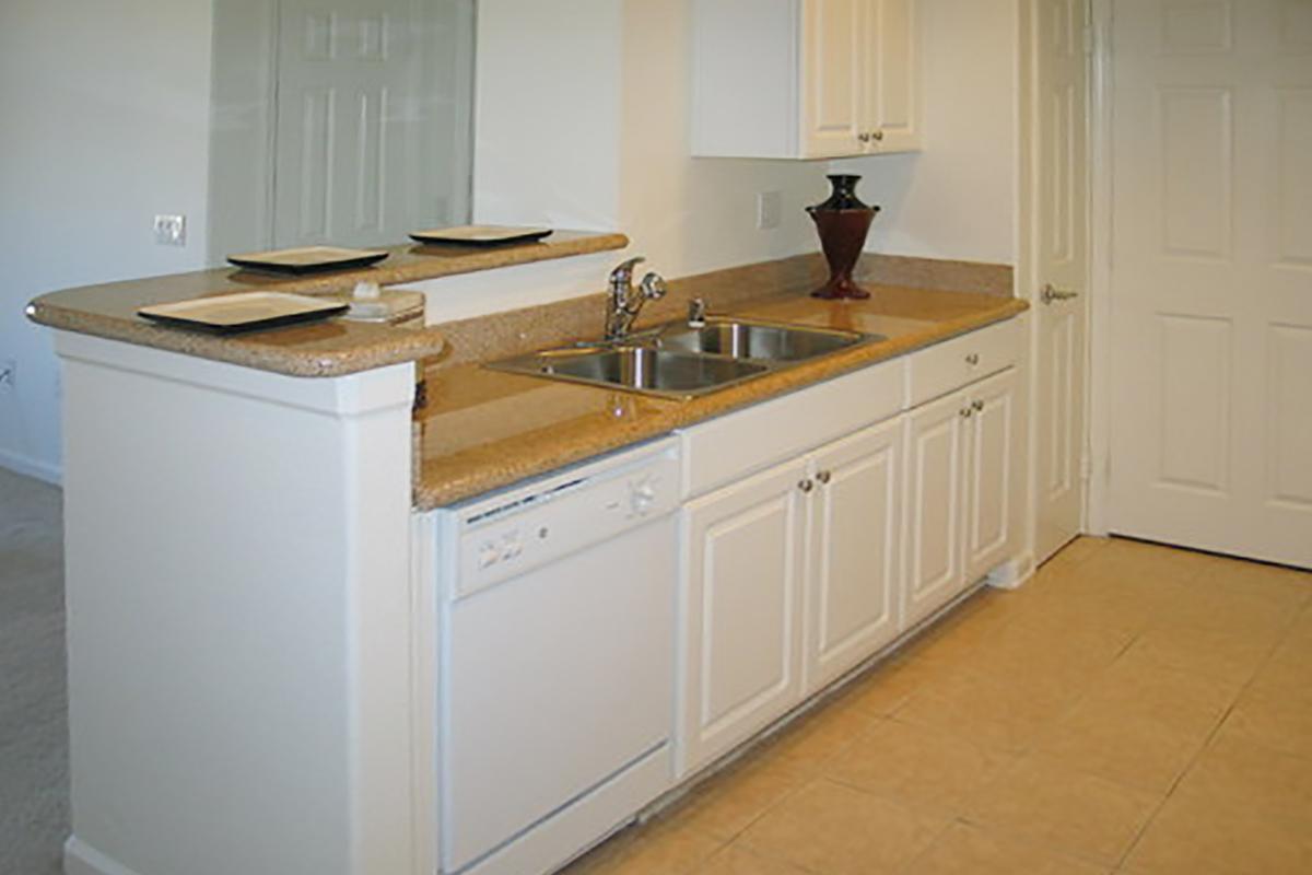 https://cdn.rentalbeast.com/listings/10182764_1725518714843.jpg.rbm
