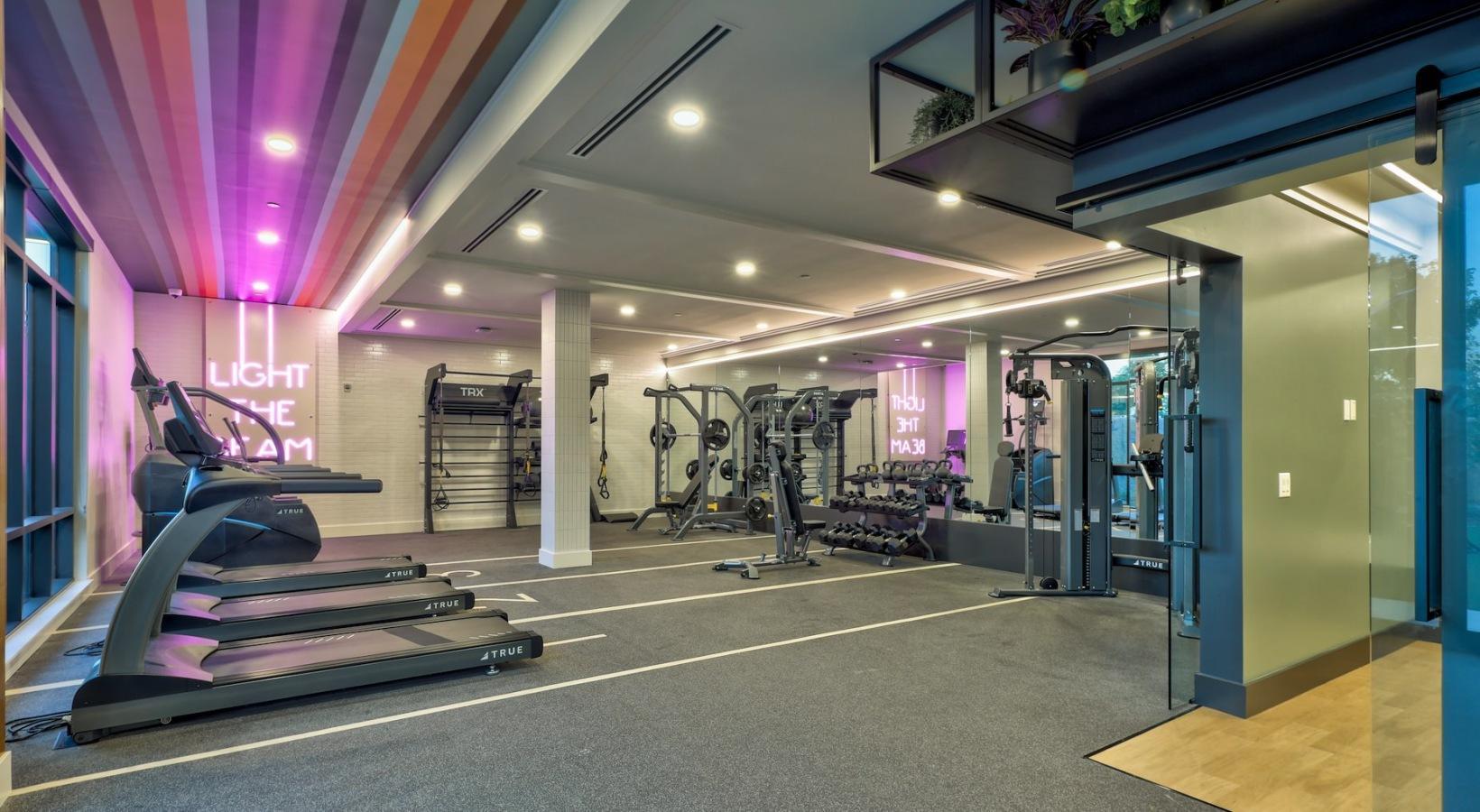https://cdn.rentalbeast.com/listings/10222029_1726162356123.jpg.rbm