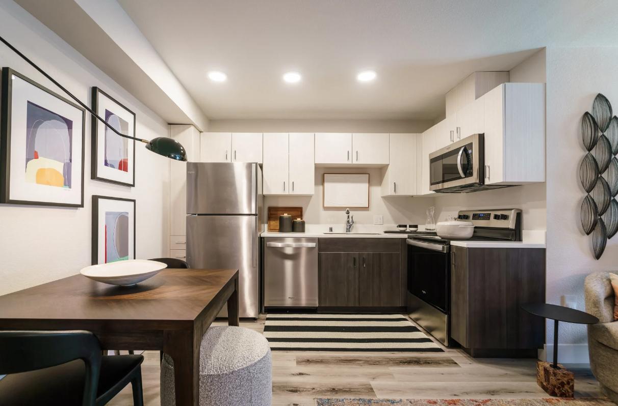https://cdn.rentalbeast.com/listings/10222617_1726174148864.jpg.rbm