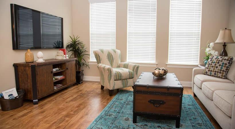 https://cdn.rentalbeast.com/listings/10336928_1727344245427.jpg.rbm