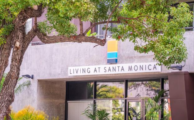 1519 6th St #RV207, Santa Monica, CA - 4,746 USD/ month