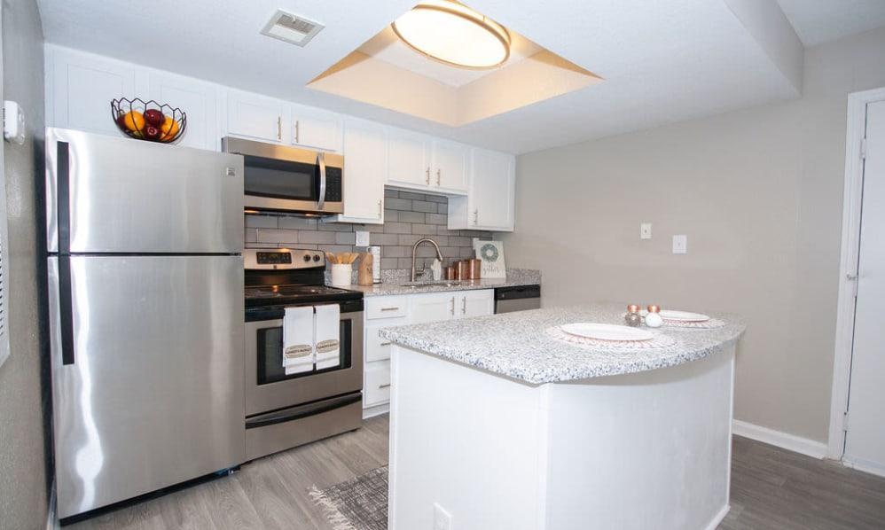 https://cdn.rentalbeast.com/listings/10342236_1727413214923.jpg.rbm
