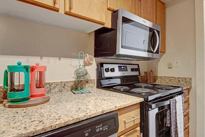 https://cdn.rentalbeast.com/listings/10460850_1729074910141.jpg.rbm