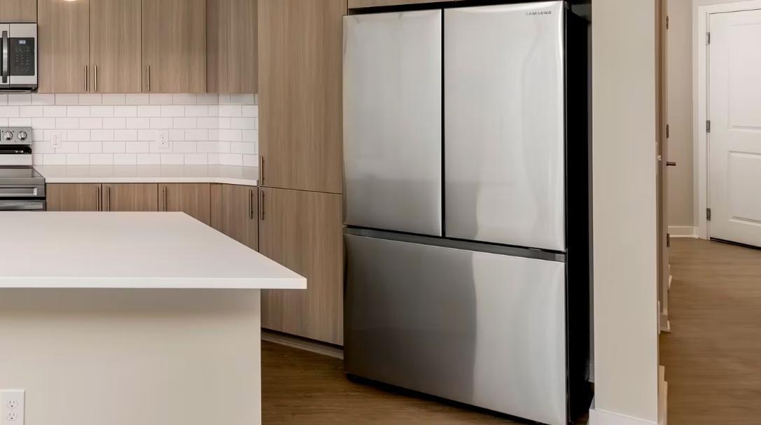 https://cdn.rentalbeast.com/listings/10491074_1729484204341.jpg.rbm