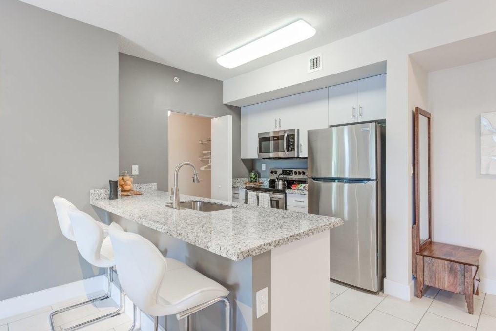 https://cdn.rentalbeast.com/listings/10491837_1729510669724.jpg.rbm
