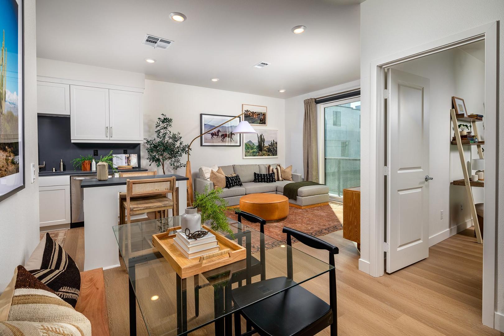 https://cdn.rentalbeast.com/listings/10555591_1730425572719.jpg.rbm