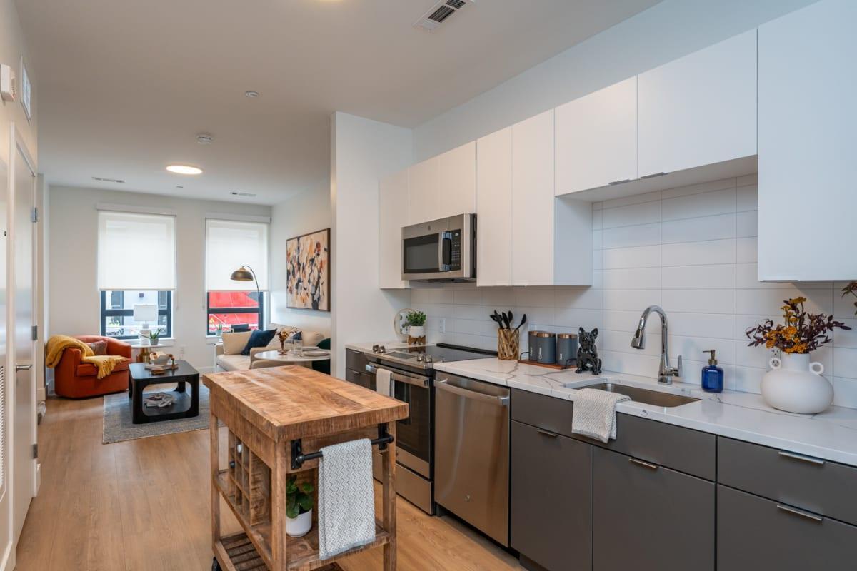 180 Central Ave #180-124, Chelsea, MA - 3,747 USD/ month