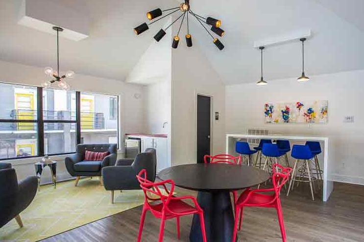 https://cdn.rentalbeast.com/listings/10573699_1730696349892.jpg.rbm