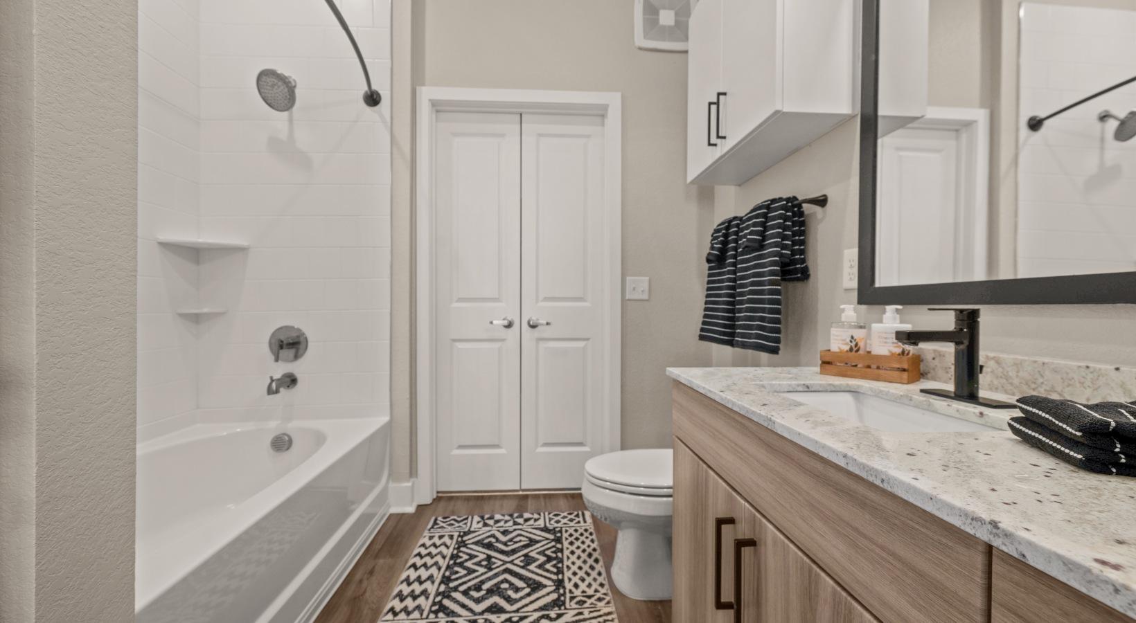 https://cdn.rentalbeast.com/listings/10583913_1730872649281.jpg.rbm