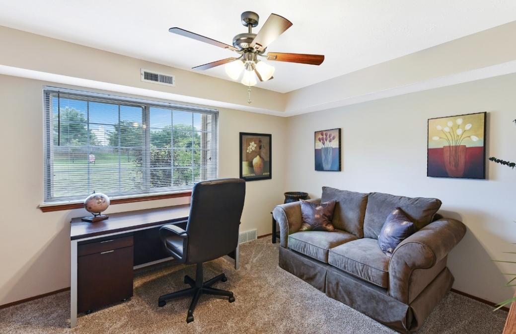 https://cdn.rentalbeast.com/listings/10588681_1730953236137.jpg.rbm