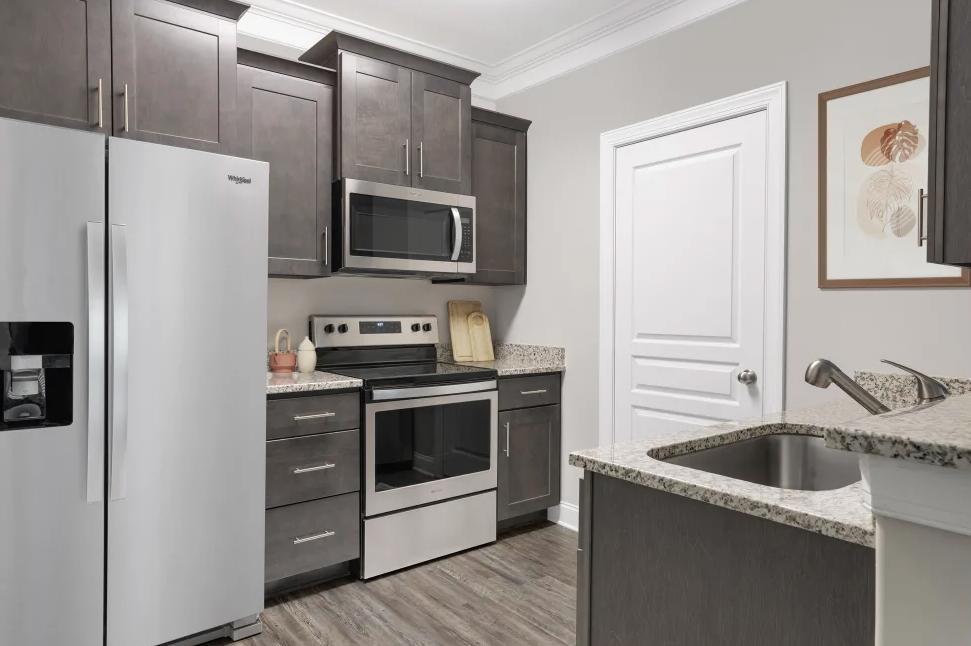 https://cdn.rentalbeast.com/listings/10615119_1731326036407.jpg.rbm