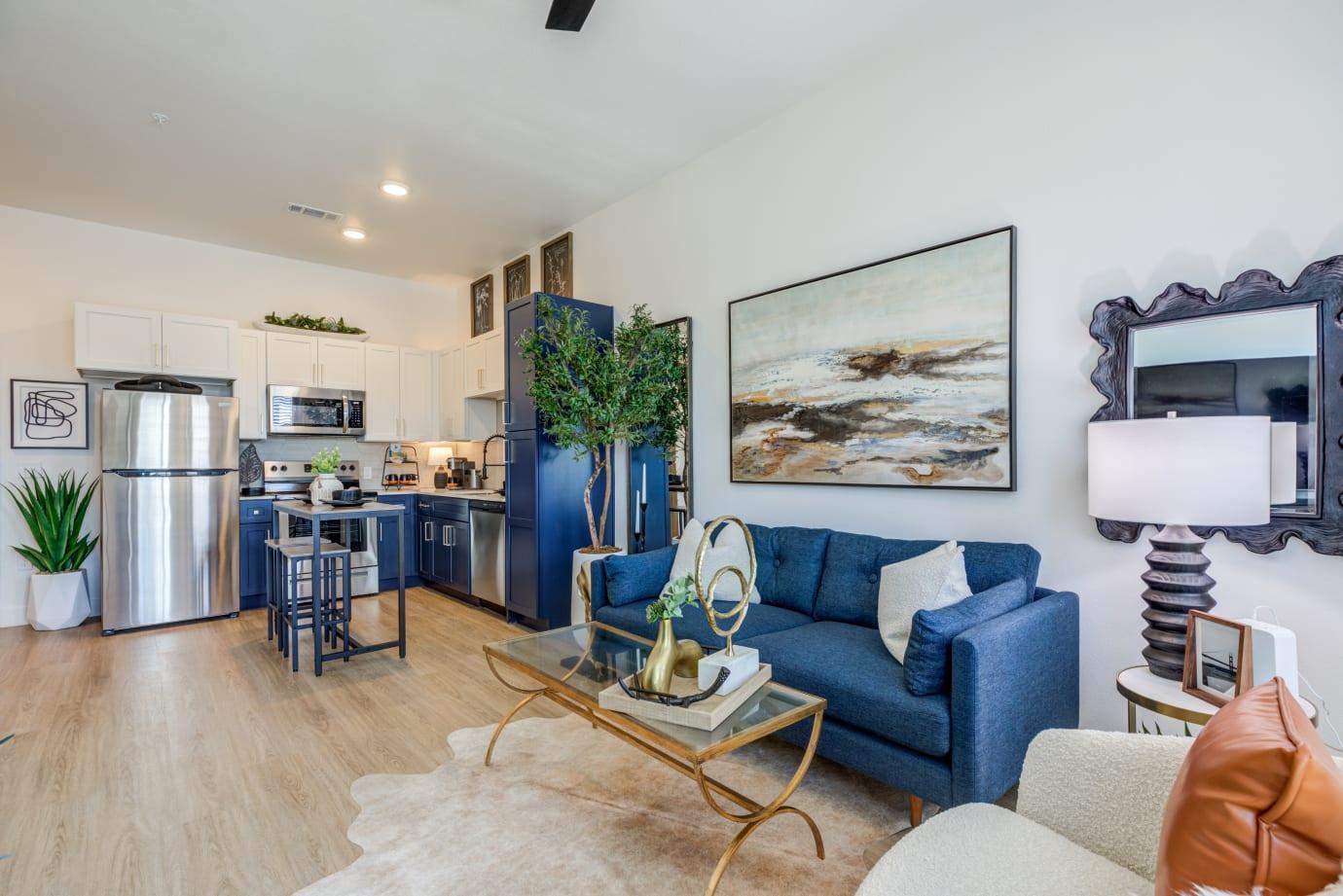 https://cdn.rentalbeast.com/listings/10652460_1731907274181.jpg.rbm