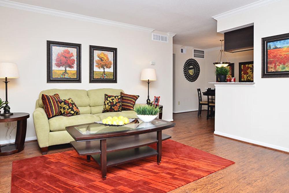 https://cdn.rentalbeast.com/listings/10656950_1732009162359.jpg.rbm