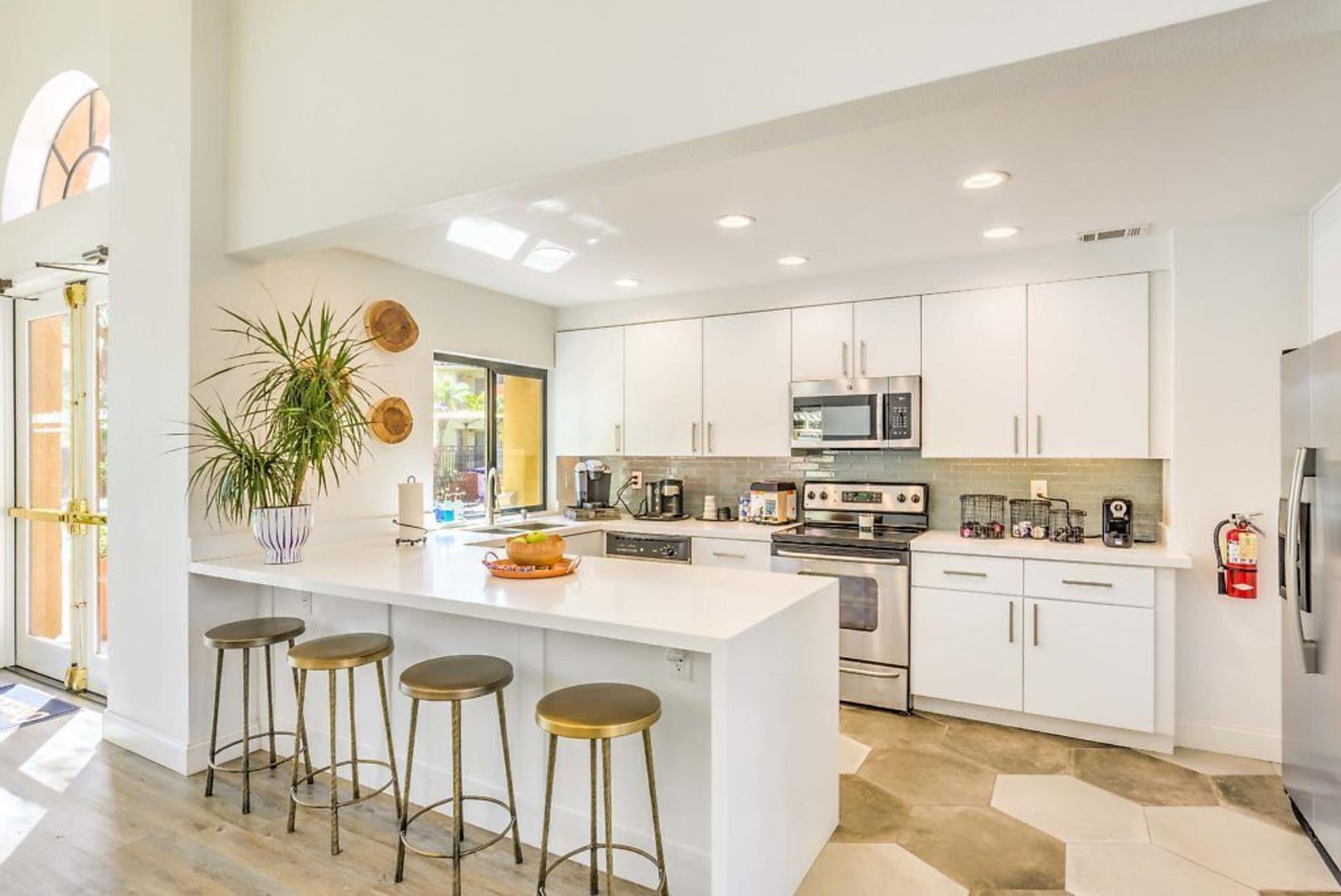 https://cdn.rentalbeast.com/listings/10662618_1732085974719.jpg.rbm