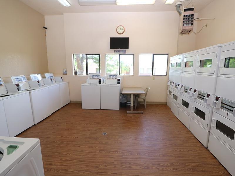 https://cdn.rentalbeast.com/listings/10714189_1732873968811.jpg.rbm