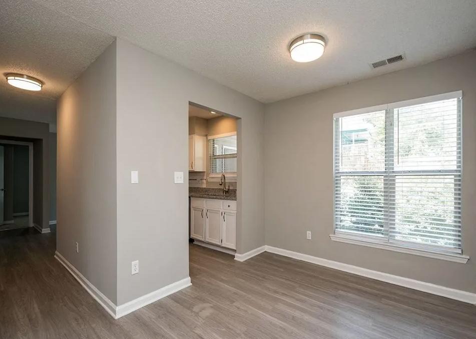 https://cdn.rentalbeast.com/listings/10722261_1733111981368.jpg.rbm