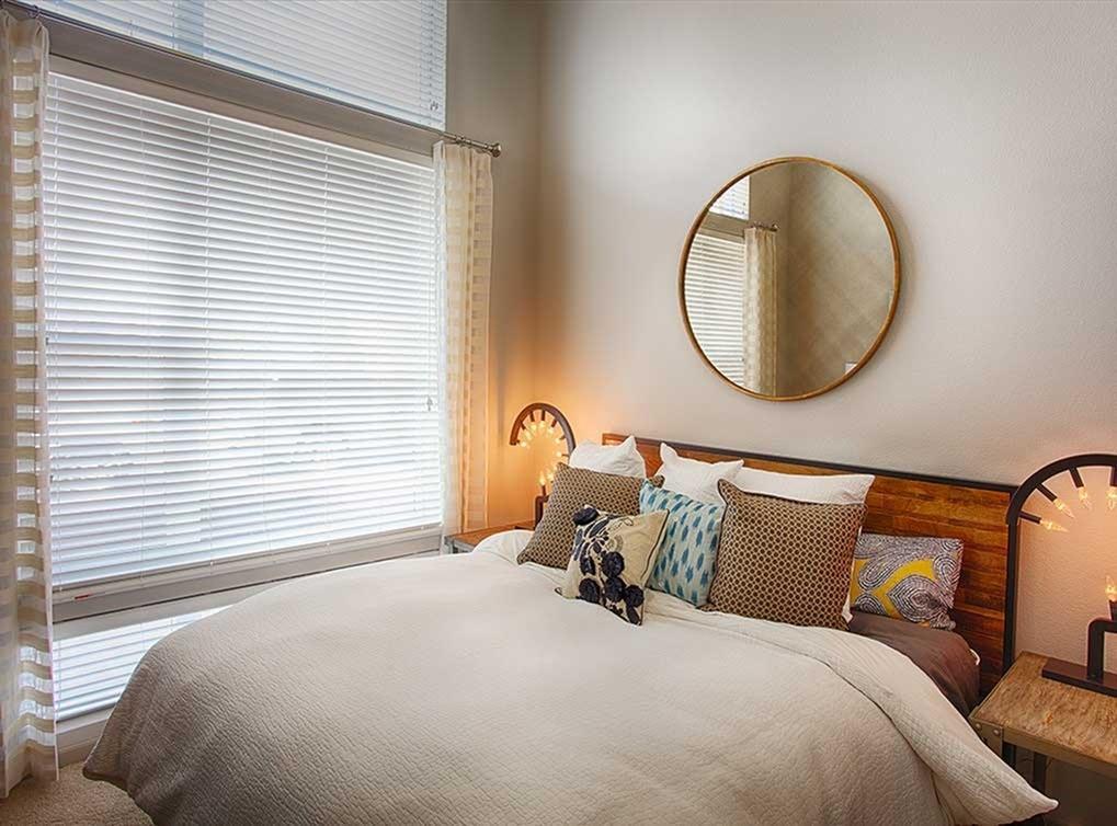 https://cdn.rentalbeast.com/listings/10743423_1733456805177.jpg.rbm