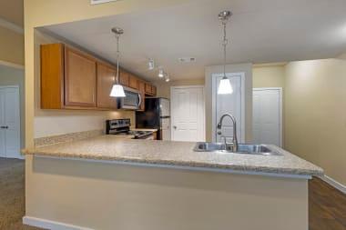 https://cdn.rentalbeast.com/listings/10763850_1733808553853.jpg.rbm