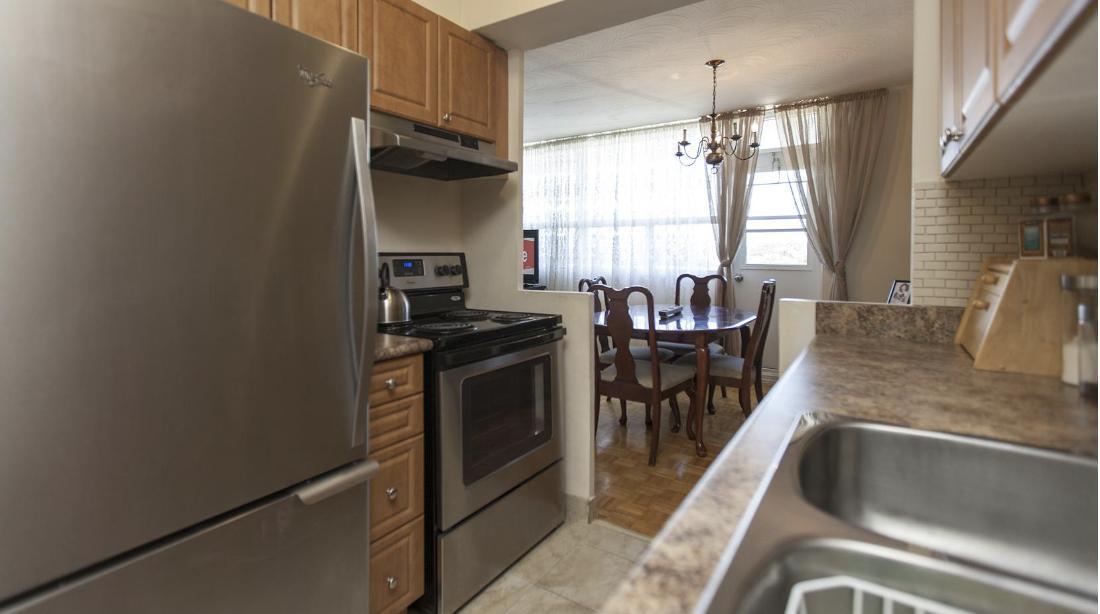 1257 Lakeshore Road East #1402, Mississauga, ON - 1,995 CAD/ month