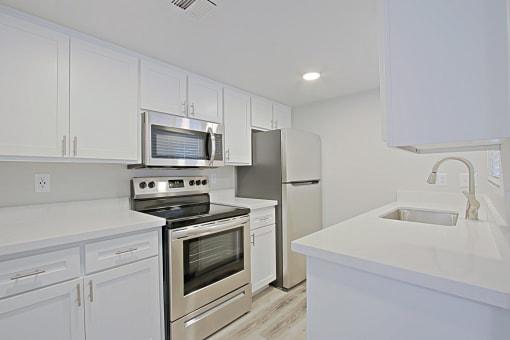 https://cdn.rentalbeast.com/listings/10773671_1733944022767.jpg.rbm