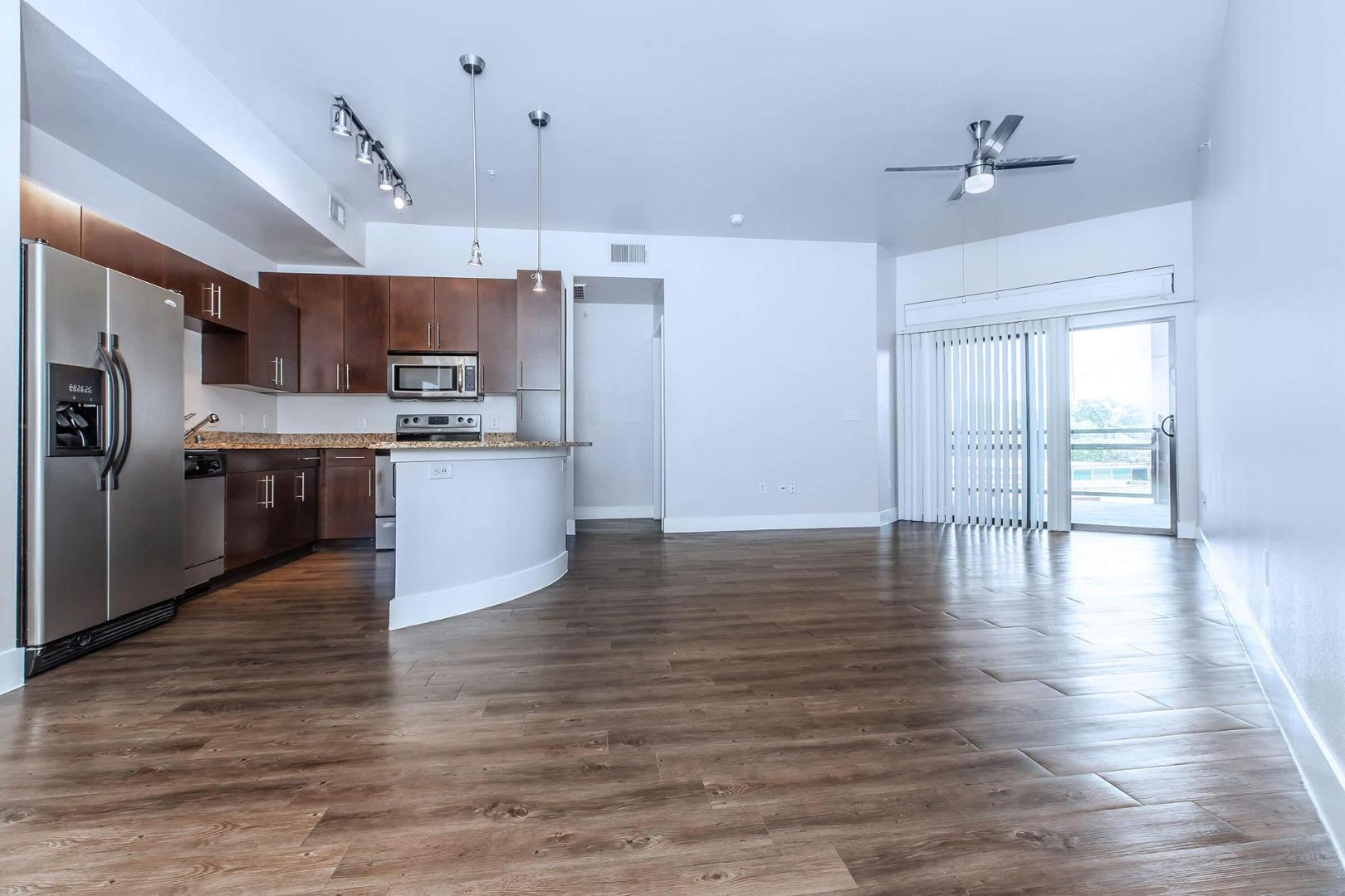 https://cdn.rentalbeast.com/listings/10778443_1734001051883.jpg.rbm
