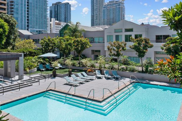 https://cdn.rentalbeast.com/listings/10784836_1734085675470.jpg.rbm