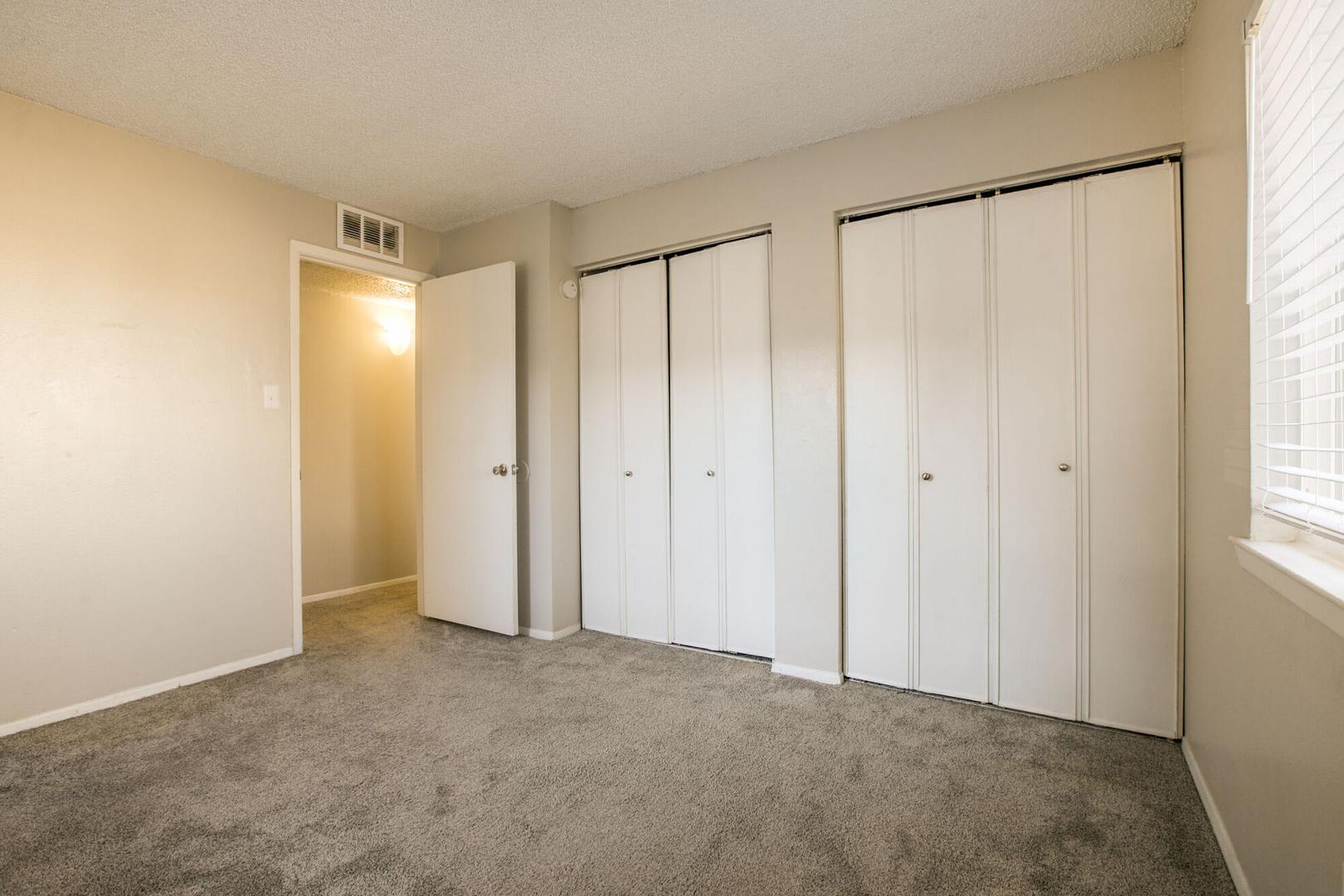 https://cdn.rentalbeast.com/listings/10799746_1734409291182.jpg.rbm