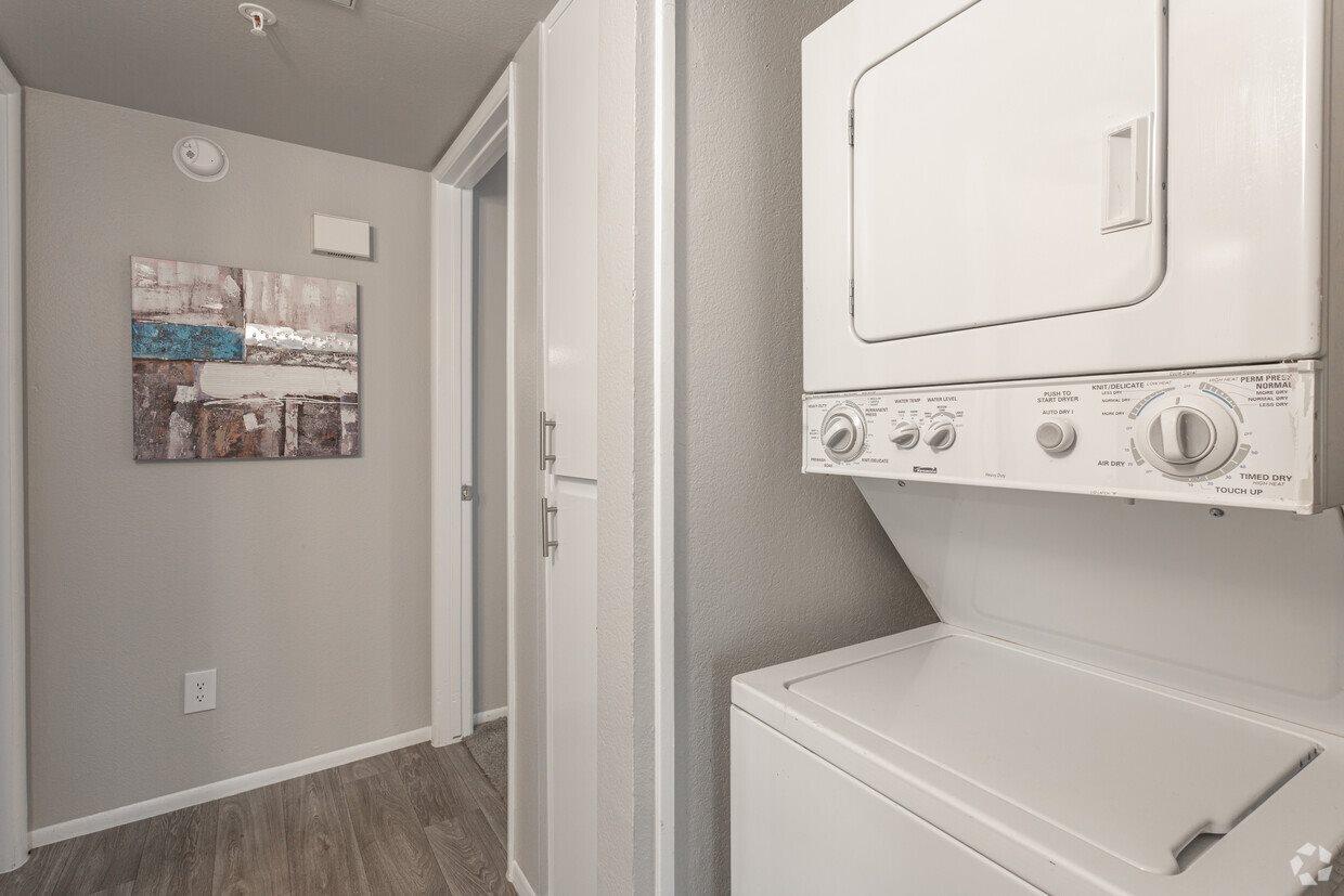 https://cdn.rentalbeast.com/listings/10802679_1734463440109.jpg.rbm
