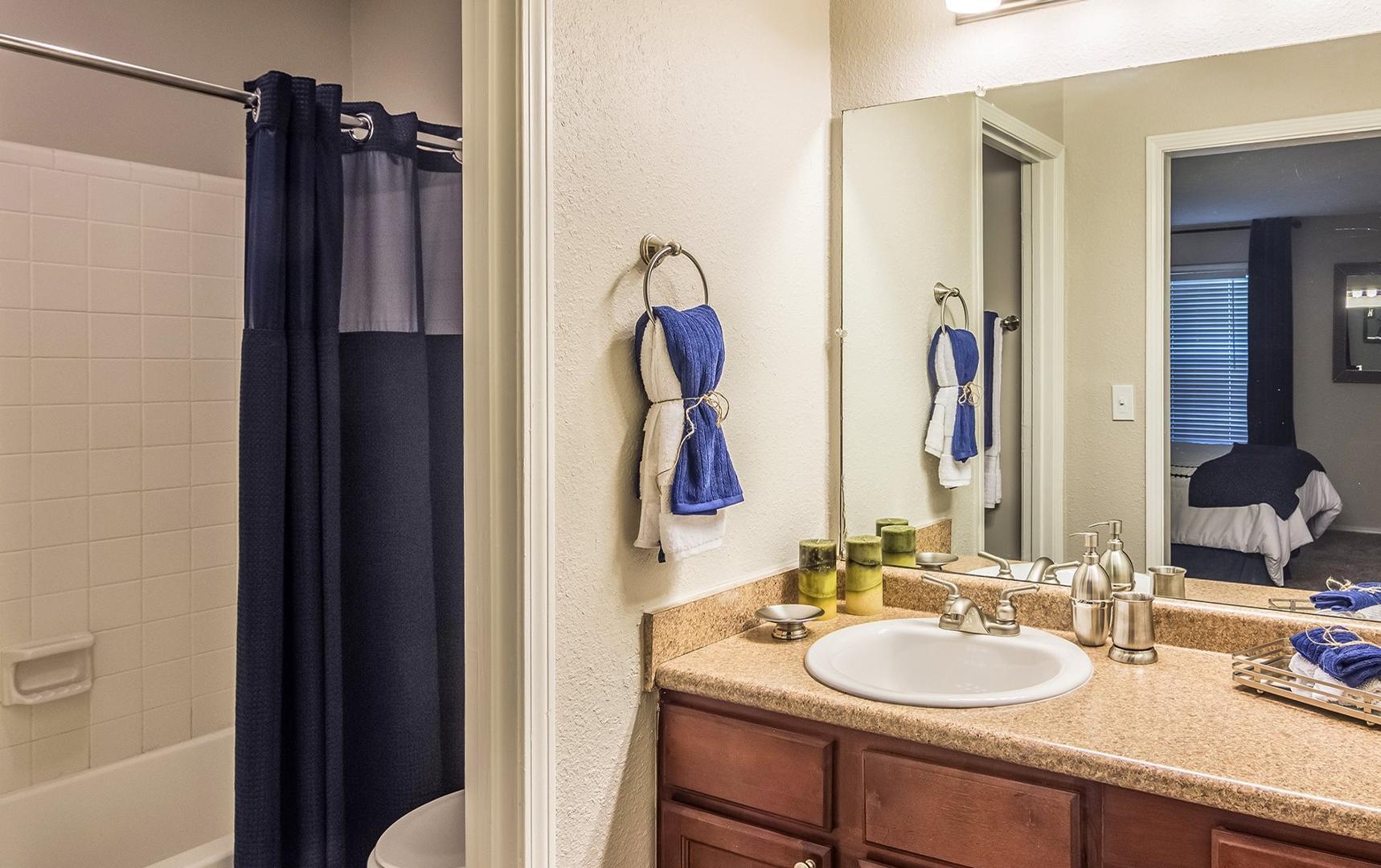 8600 Roberts Dr #508, Atlanta, GA - 1,937 USD/ month