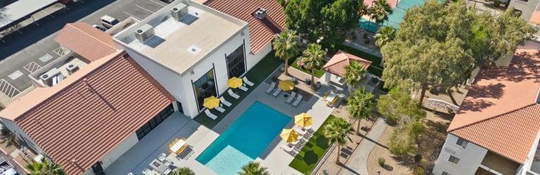 https://cdn.rentalbeast.com/listings/10843235_1734930922135.jpg.rbm