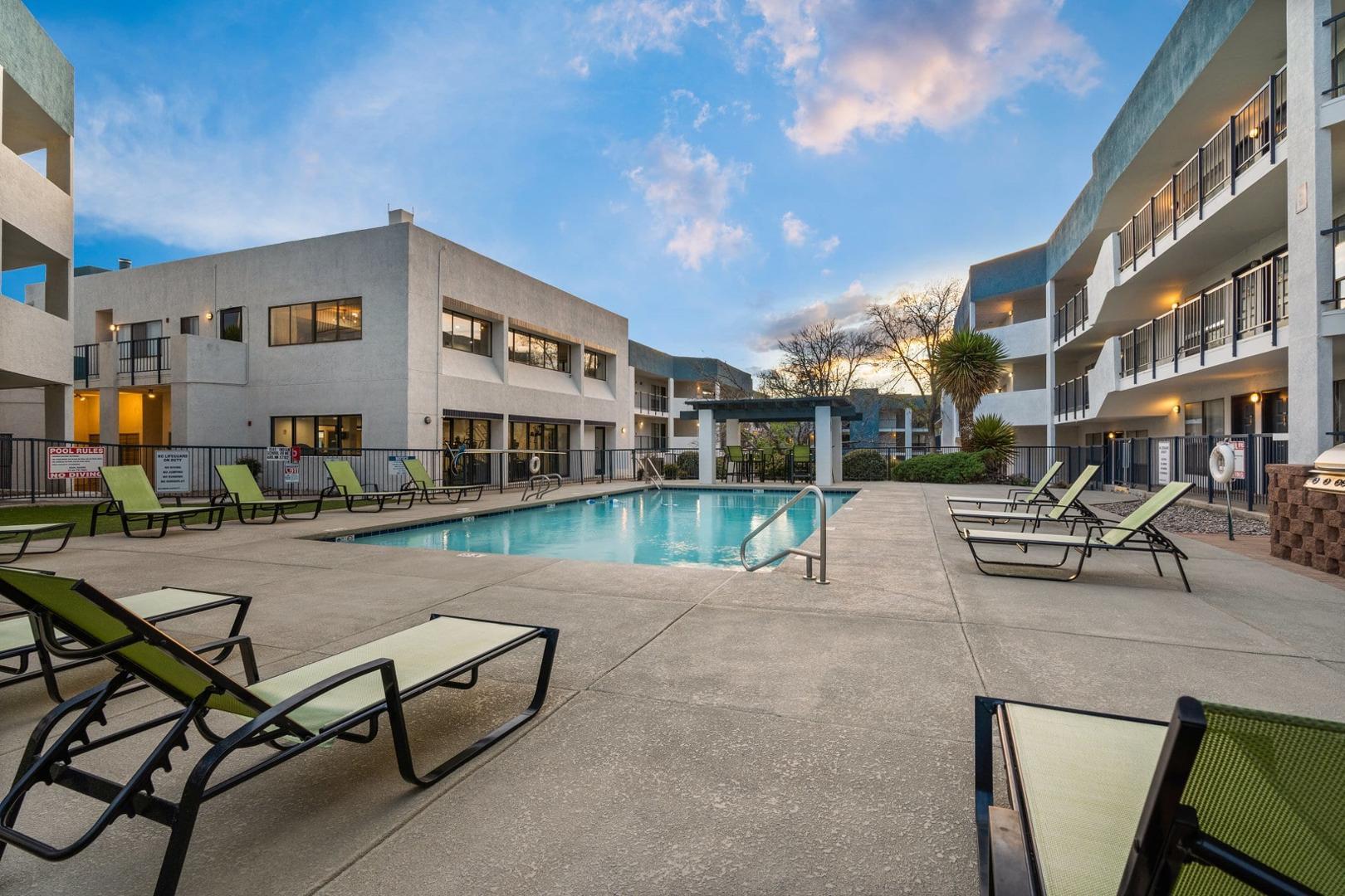https://cdn.rentalbeast.com/listings/10846613_1735017579559.jpg.rbm