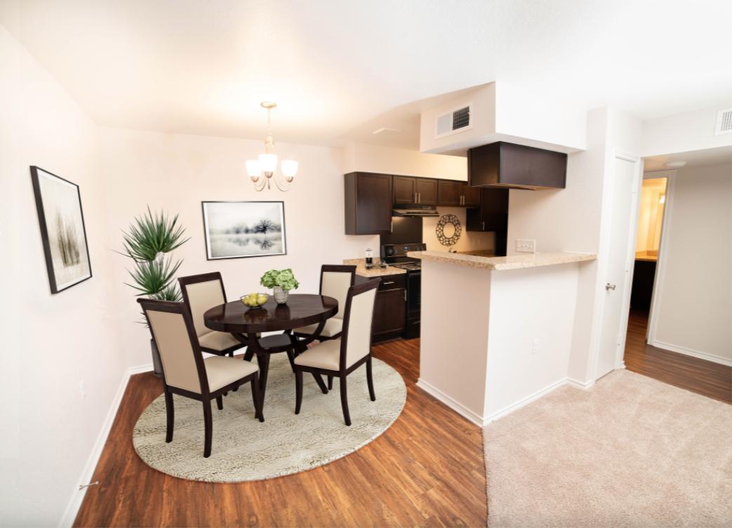 https://cdn.rentalbeast.com/listings/10885243_1735889929970.jpg.rbm