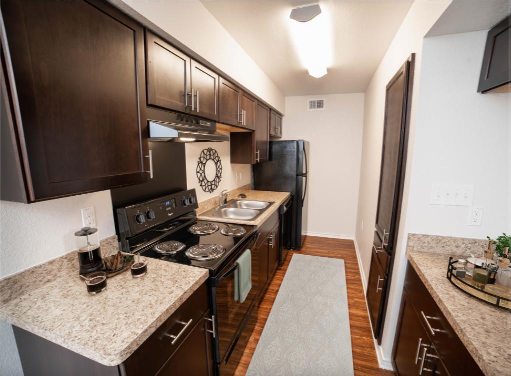 https://cdn.rentalbeast.com/listings/10885243_1735889930195.jpg.rbm
