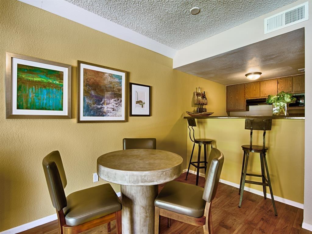 https://cdn.rentalbeast.com/listings/10885397_1735893536341.jpg.rbm