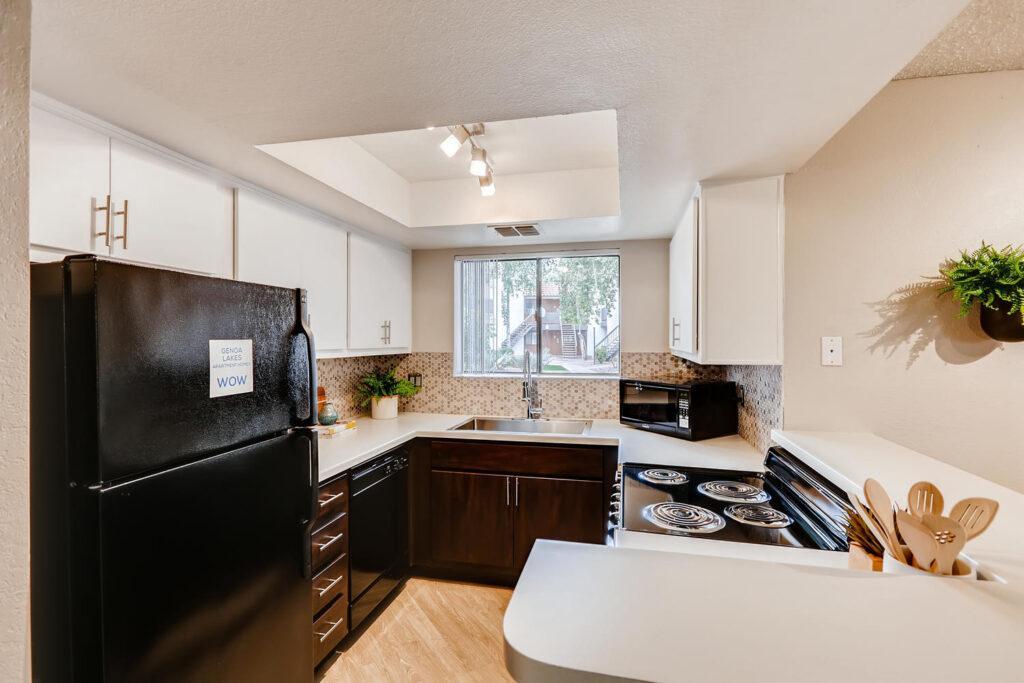 https://cdn.rentalbeast.com/listings/10912906_1736315035039.jpg.rbm