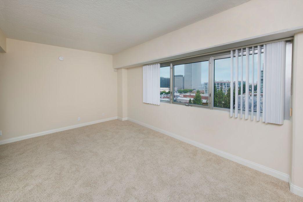 501 W Olympic Boulevard #0811 - 2,145USD / month