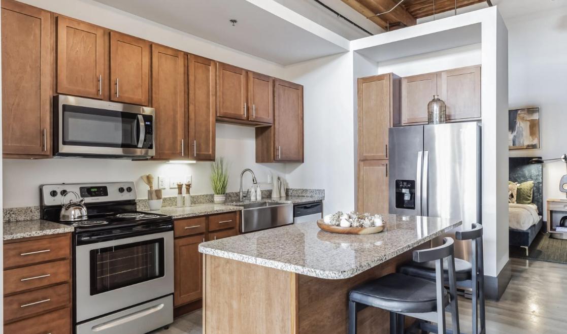 https://cdn.rentalbeast.com/listings/10923433_1736430841583.jpg.rbm