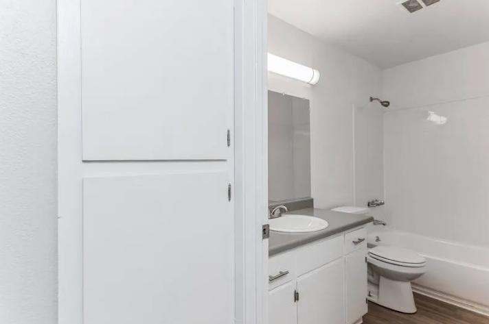 https://cdn.rentalbeast.com/listings/10923599_1736432153671.jpg.rbm