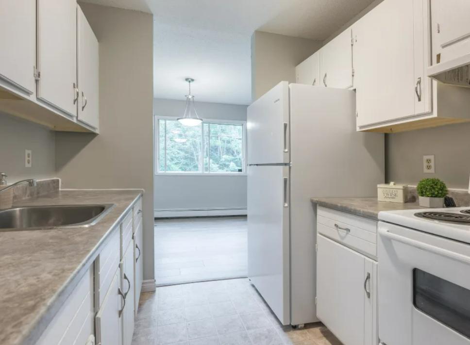 https://cdn.rentalbeast.com/listings/10954981_1736929215800.jpg.rbm