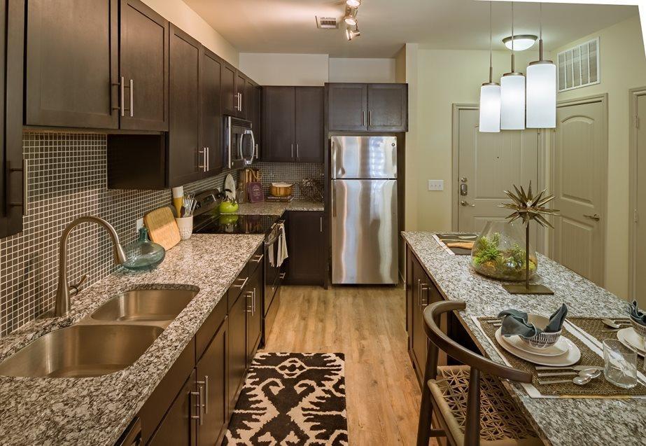 https://cdn.rentalbeast.com/listings/10964082_1737022652225.jpg.rbm