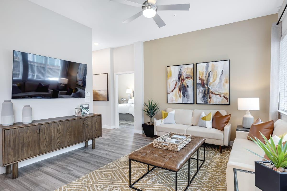 https://cdn.rentalbeast.com/listings/10967607_1737080815529.jpg.rbm