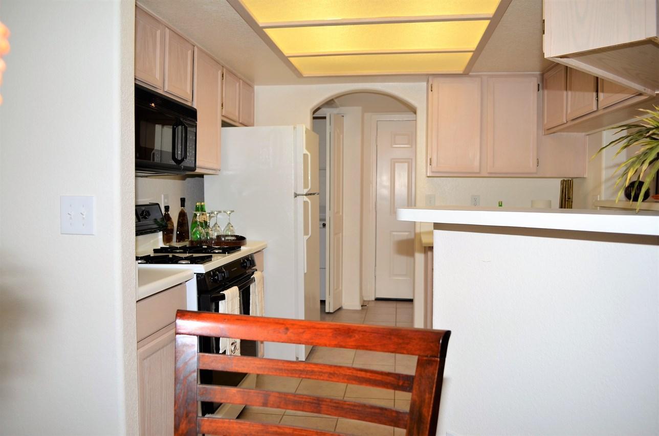 https://cdn.rentalbeast.com/listings/10973824_1737144230246.jpg.rbm