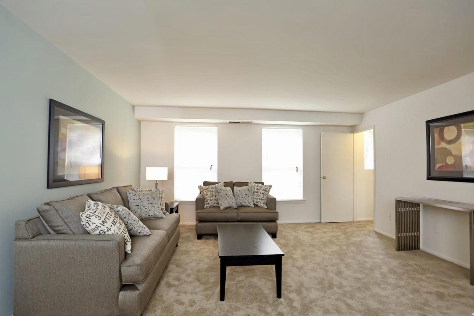 https://cdn.rentalbeast.com/listings/10991285_1737469936052.jpg.rbm