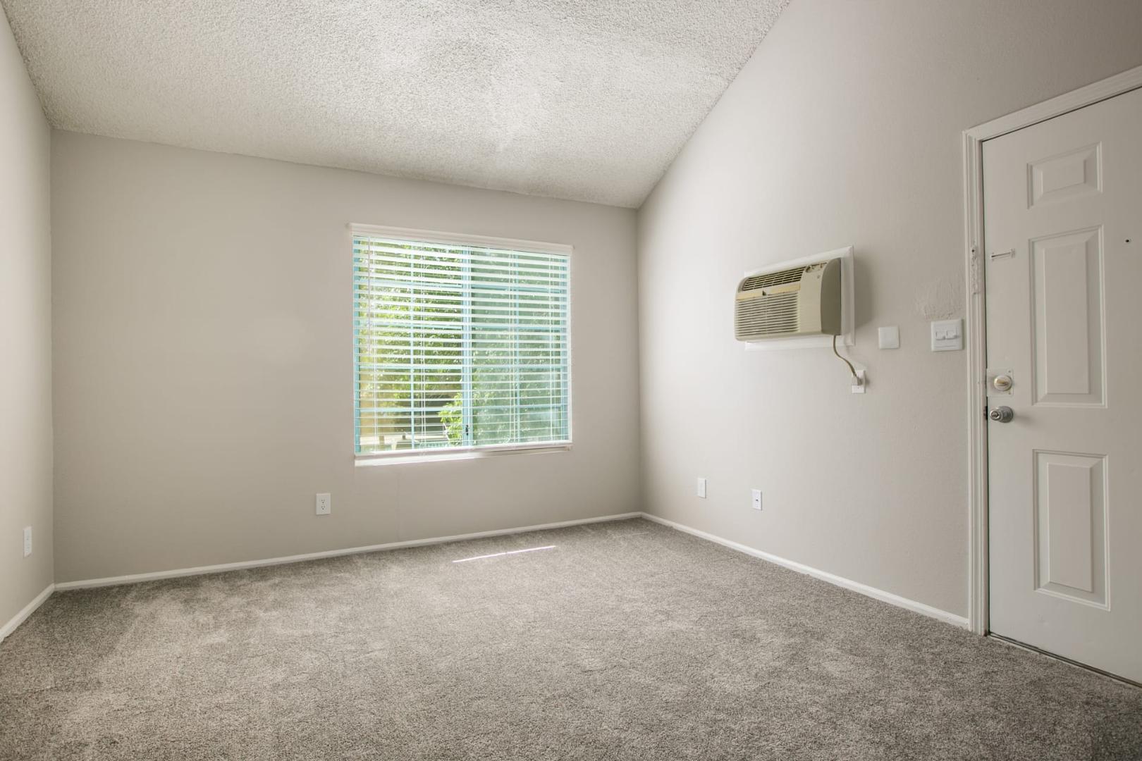 https://cdn.rentalbeast.com/listings/11024106_1737970169374.jpg.rbm
