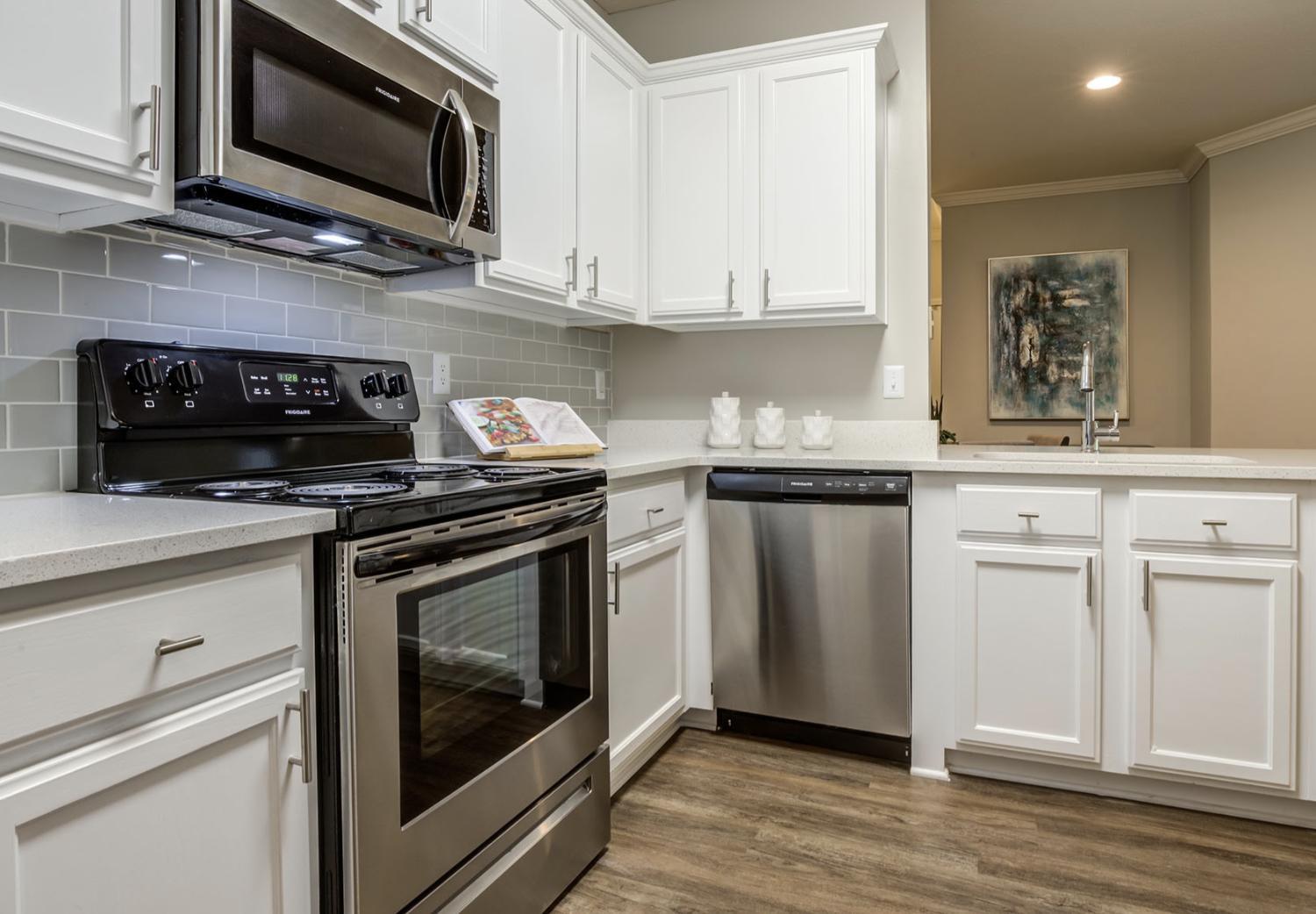 https://cdn.rentalbeast.com/listings/11030946_1738091096016.jpg.rbm