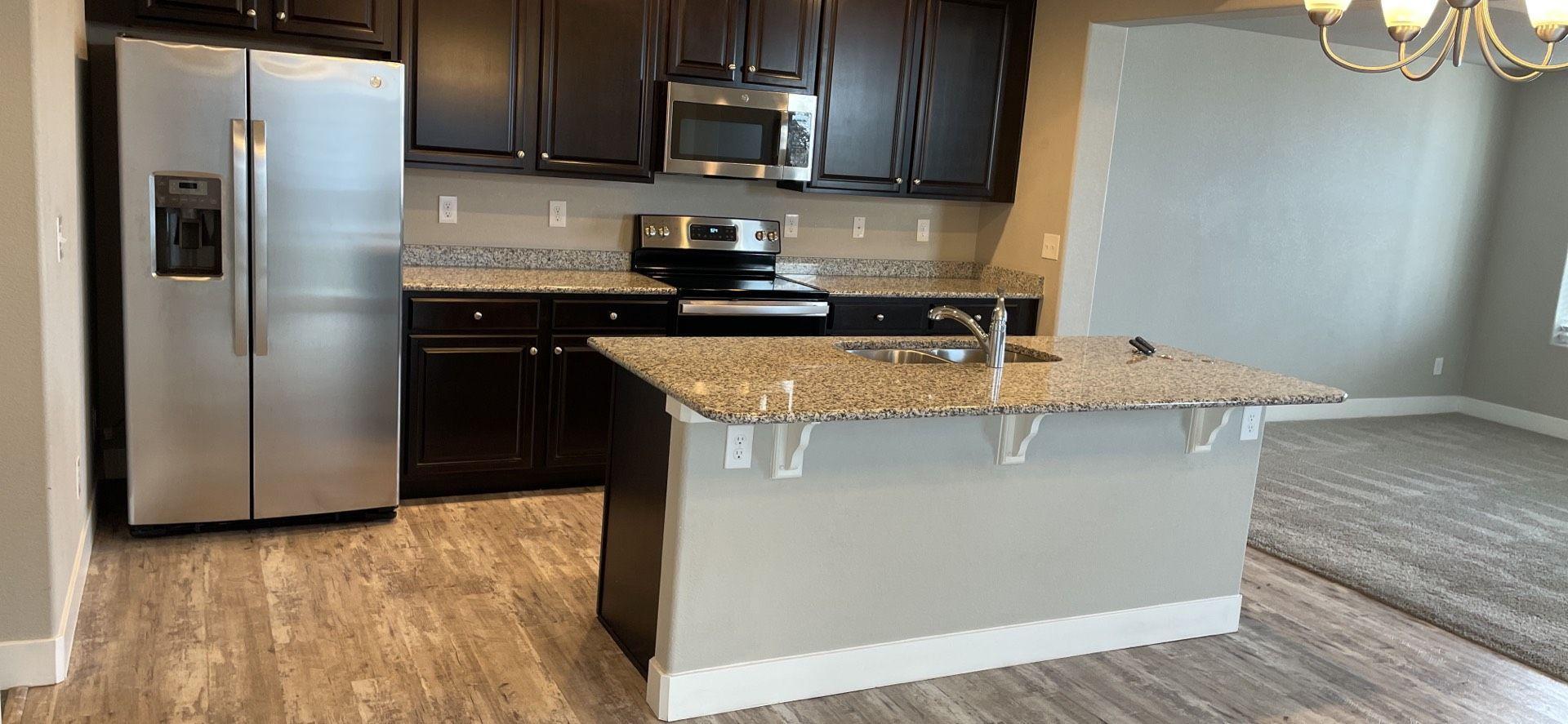 https://cdn.rentalbeast.com/listings/11031645_1738106630413.jpg.rbm
