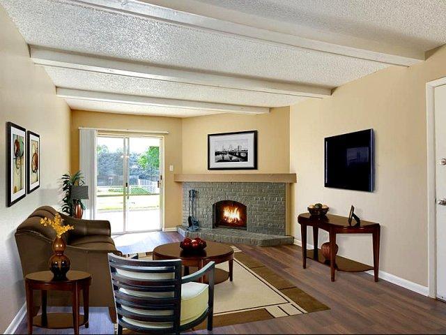 https://cdn.rentalbeast.com/listings/11074475_1738748964055.jpg.rbm